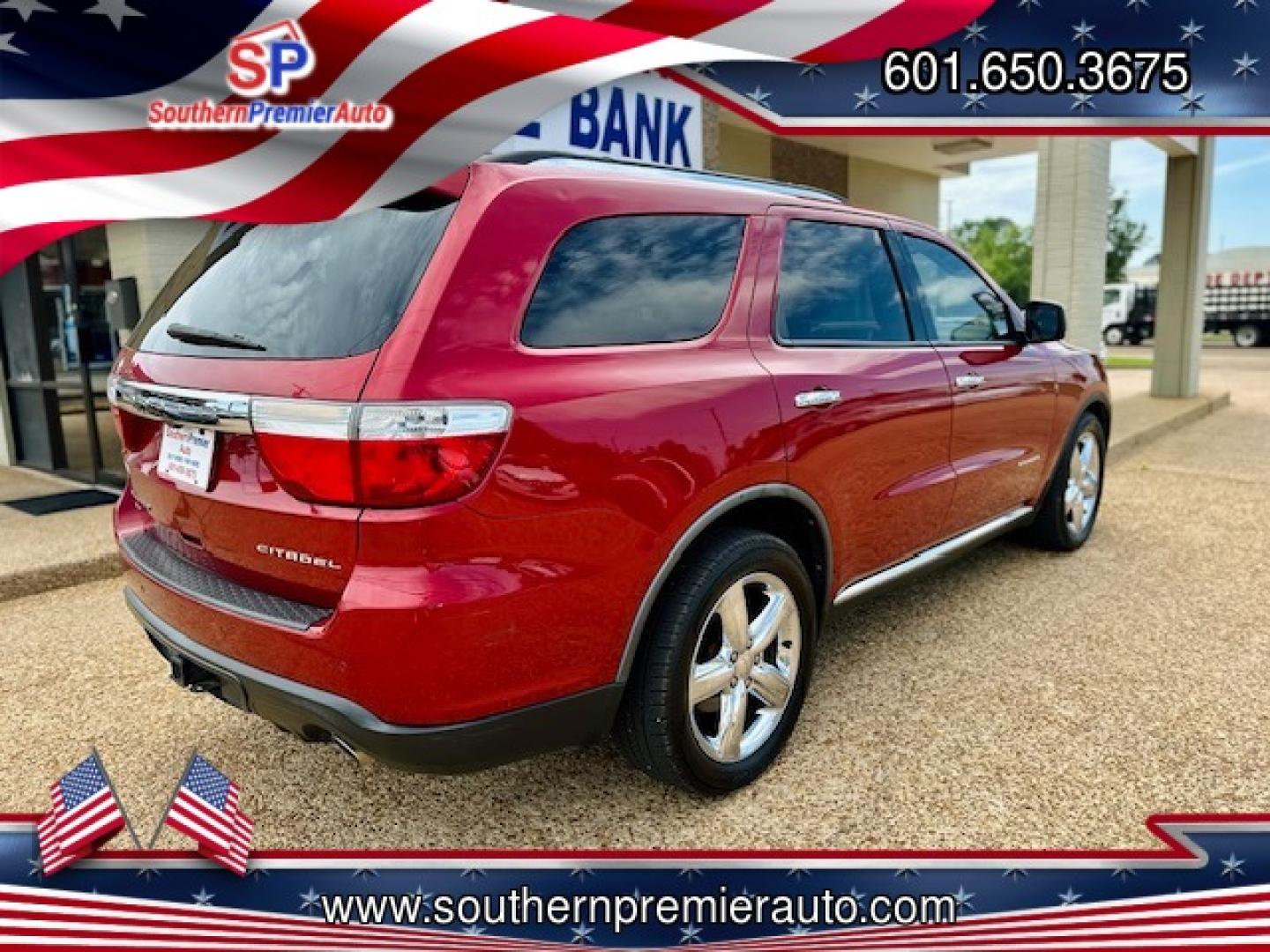 2011 RED DODGE DURANGO BOULEVARD (C (1D4RE5GG2BC) , located at 922 W. Beacon St., Philadelphia, MS, 39350, (601) 650-3675, 32.770447, -89.127151 - Photo#5